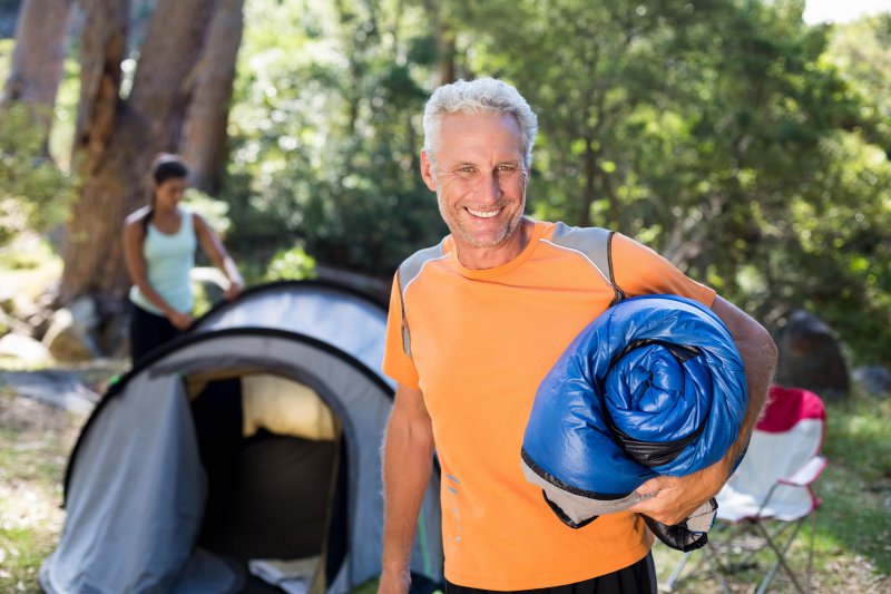 Schlafsack nach dem Campen einpacken