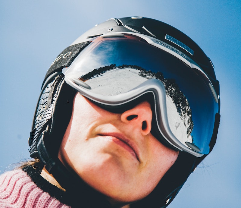 Skifahrer mit Skibrille Skifahrer mit Skibrille