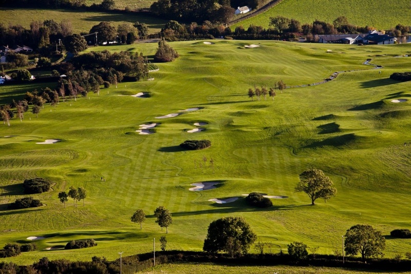 Ein leeres Golf Feld