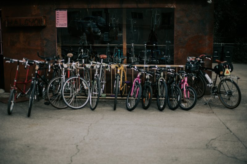 Fahrradladen für normale Fahrräder und E-Rennräder E-Rennräder im Vergleich