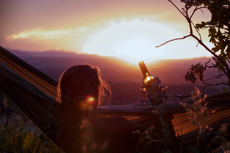 Outdoor-Hängematte und Sonnenuntergang