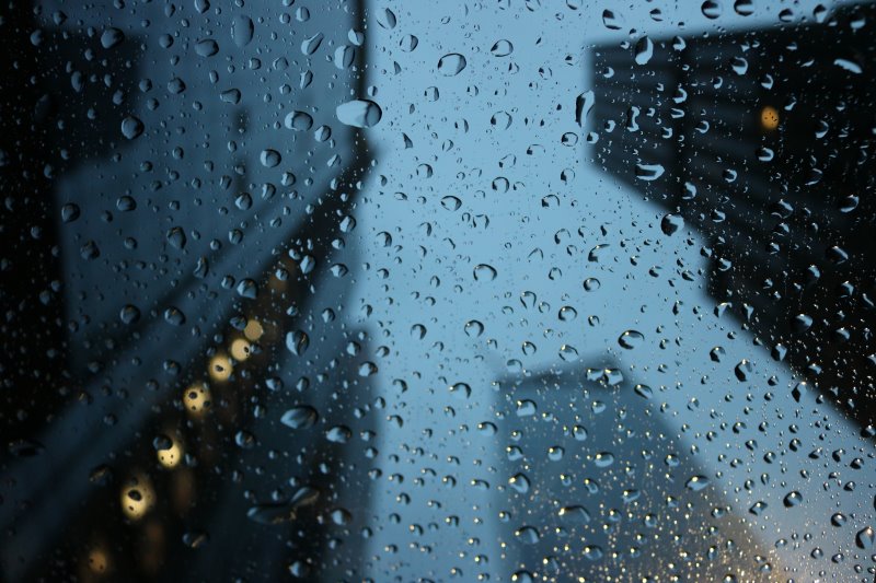 Regen und Regenponcho