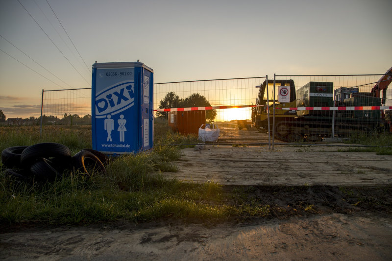 Dixi-Klo auf Baustelle