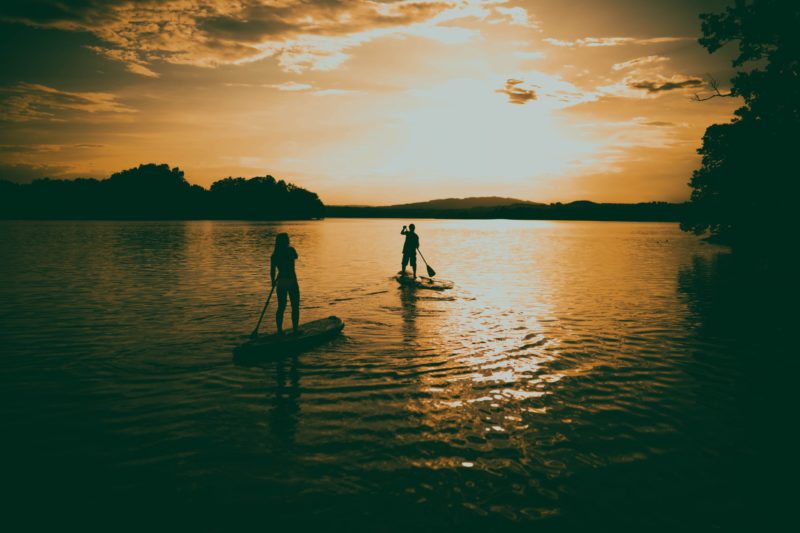 SUP Tour im Sonnenuntergang