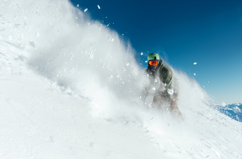 Auf Skitour und Freeride mit Lawinenschaufel
