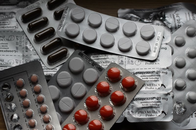 Tabletten und Medikamente Reiseapotheke