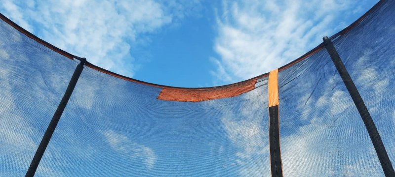 Nach dem energiereichen Springspaß auf dem Trampolin.